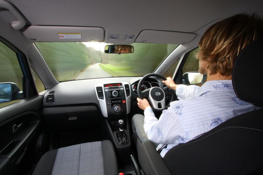  Kia Venga 2010 года  (фото 157 из 199)